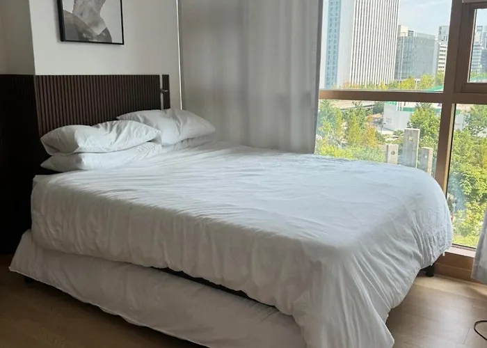 Apartment Quiet & Comfy Home, Close To Everything