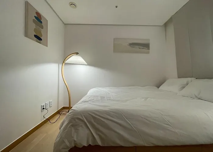 Quiet & Comfy Home, Close To Everything * Seoul